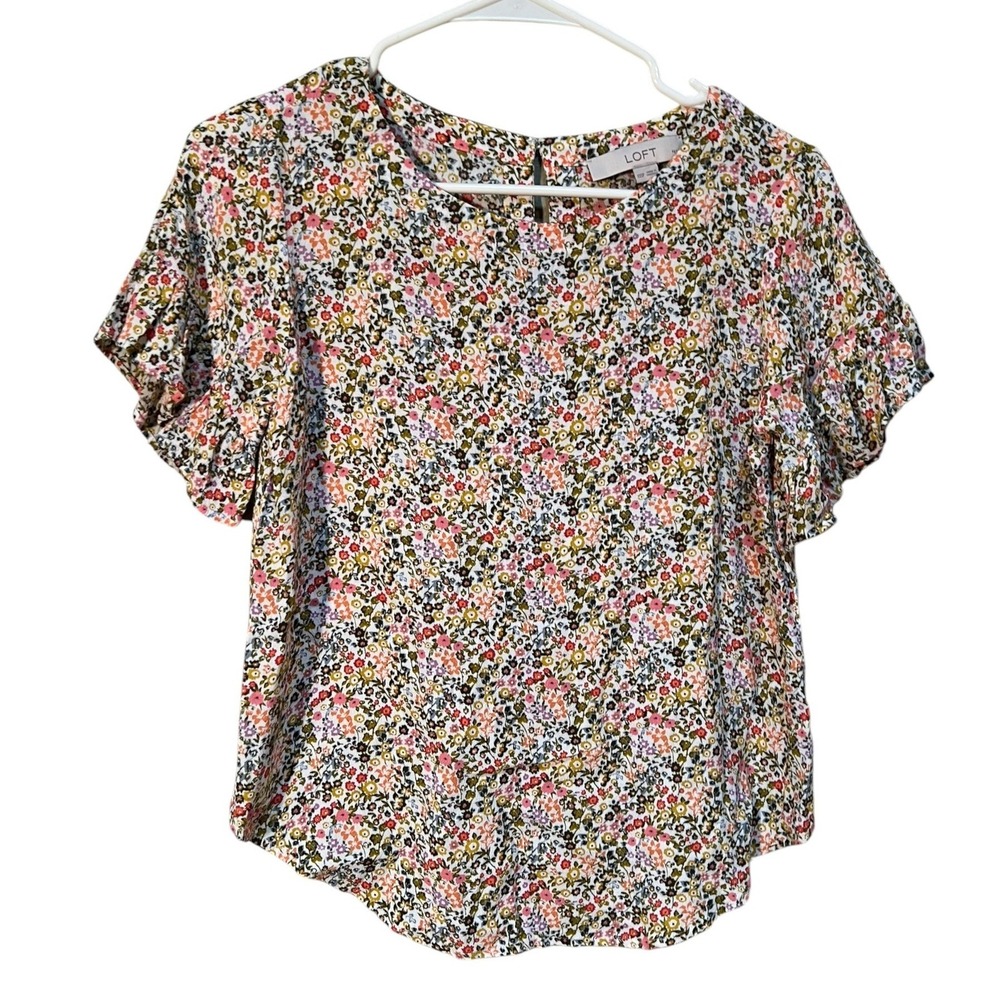 Loft Women's Size XXS Petite Blouse Short Flutter Sleeve White Pink Disty Floral